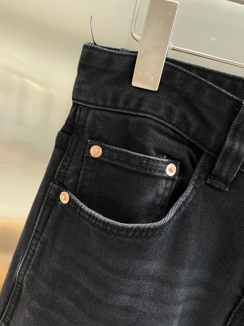 Gvc*1 jeans